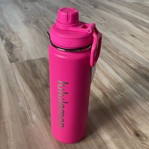 🎉🎉 HOST PICK 🎉🎉 Back to Life Sport Bottle *24oz Hot Pink NWT